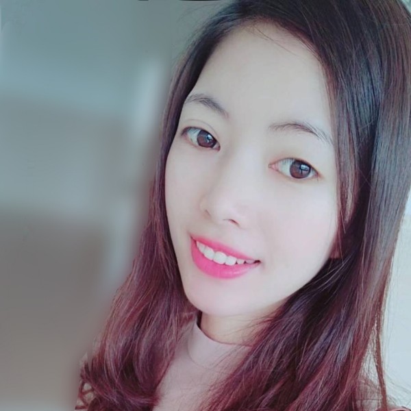 l.小玉的照片