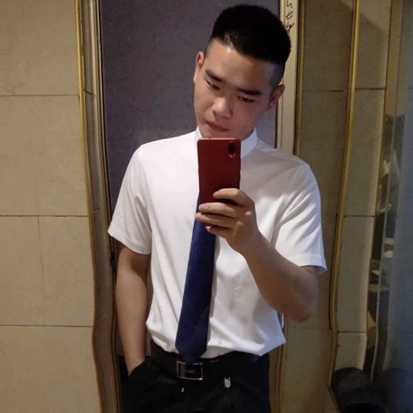 五林萌主的照片