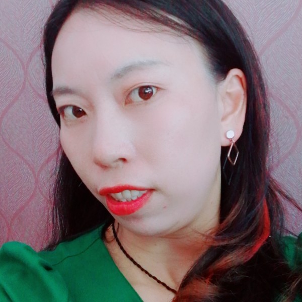 绿茶漫步奋斗的照片