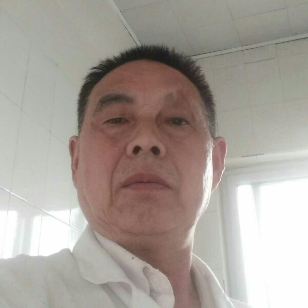 忧郁春媱的照片