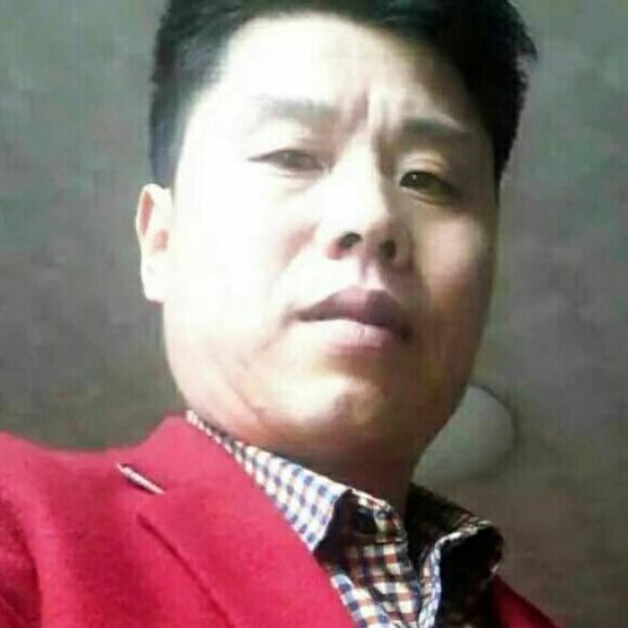 墨镜拿谨慎的照片