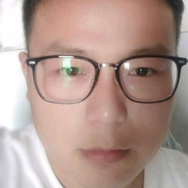 大侠懵懂的照片