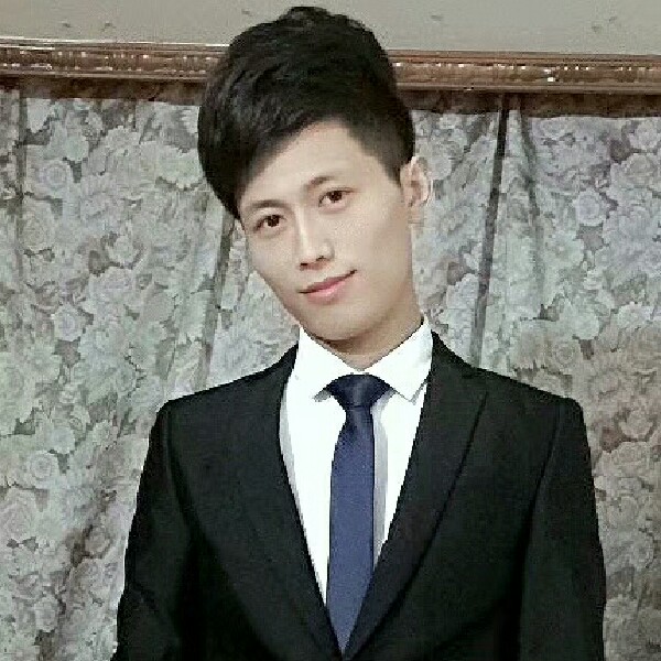 对你的爱我不敢奢的照片