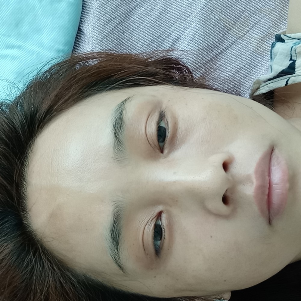 诗情画意妹子的照片
