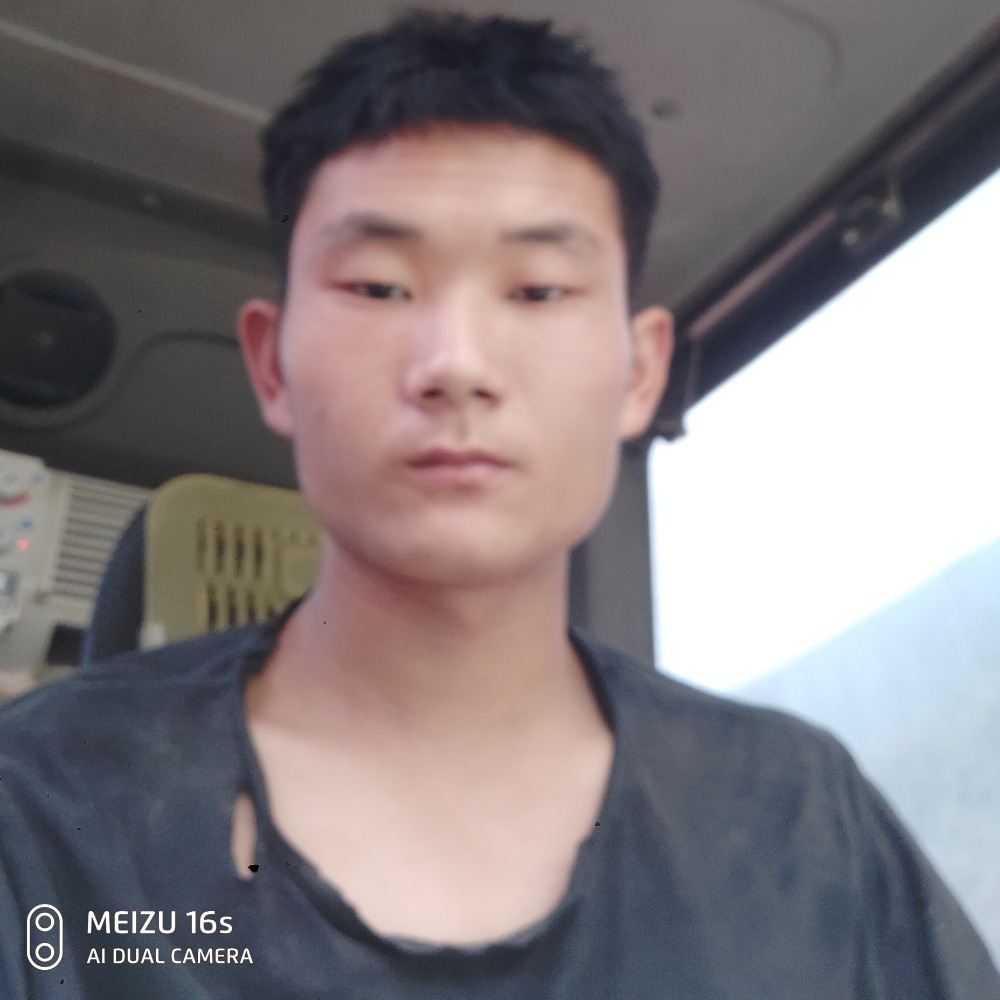 勤恳回眸手链的照片