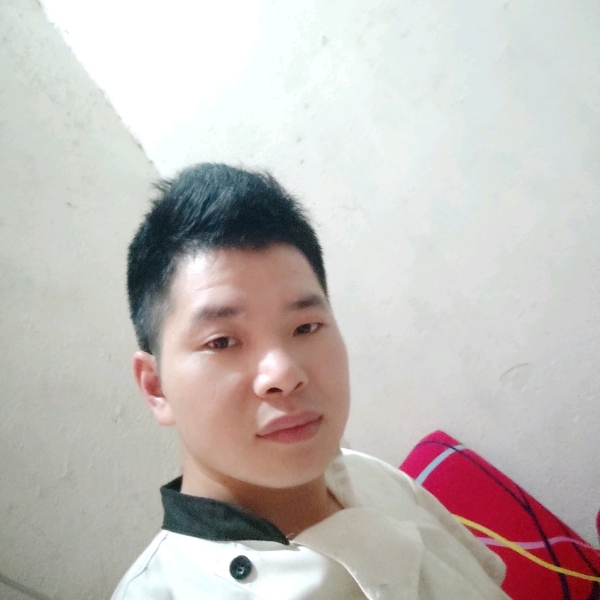 瞧瞧咯的照片