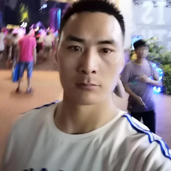 小红友的照片