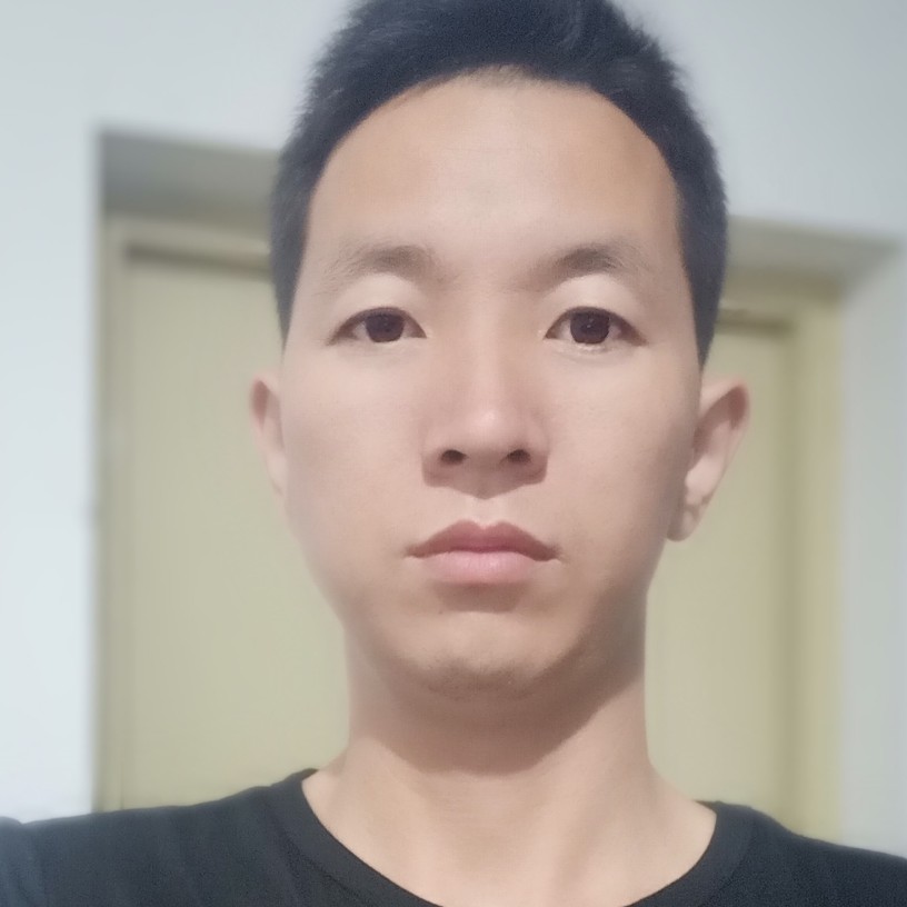 小  溪的照片