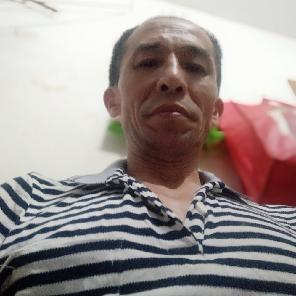 致为自强的照片