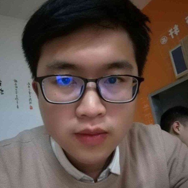 银耳汤隐形男的照片