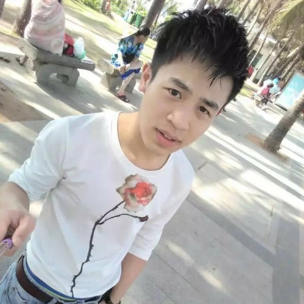 华仔一辈子的照片