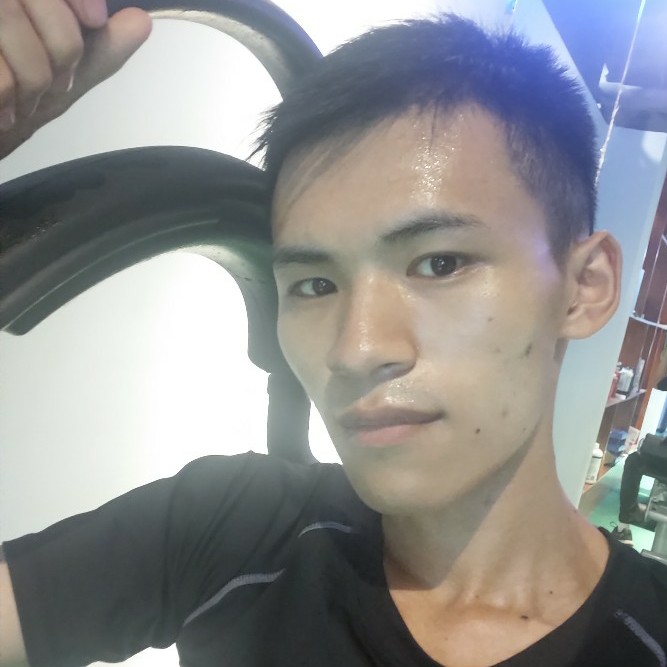 秋月倾心痴情的照片
