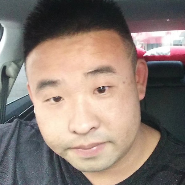 梁嘉华的照片