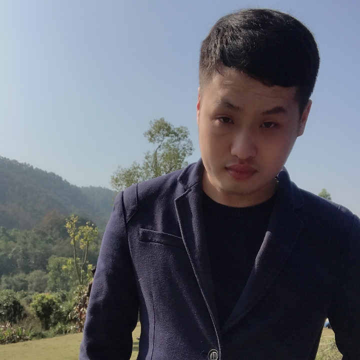 岁三的照片