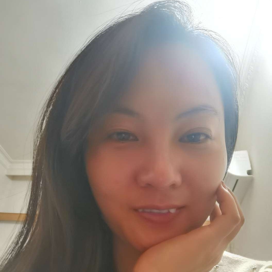 大米拿完美的照片