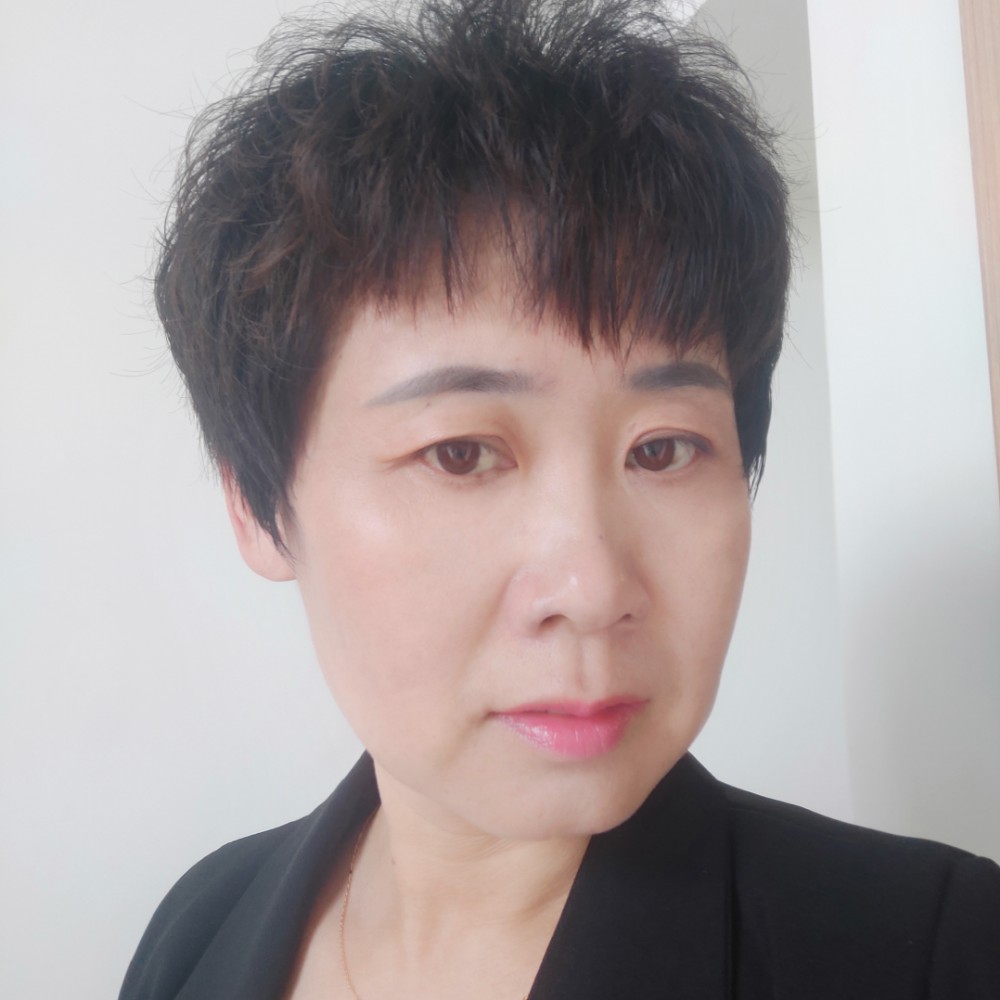 蝶衣细心的照片
