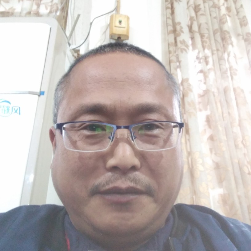 爱听歌凝眸海燕的照片
