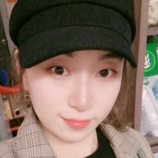 外向蹙眉小丸子的照片