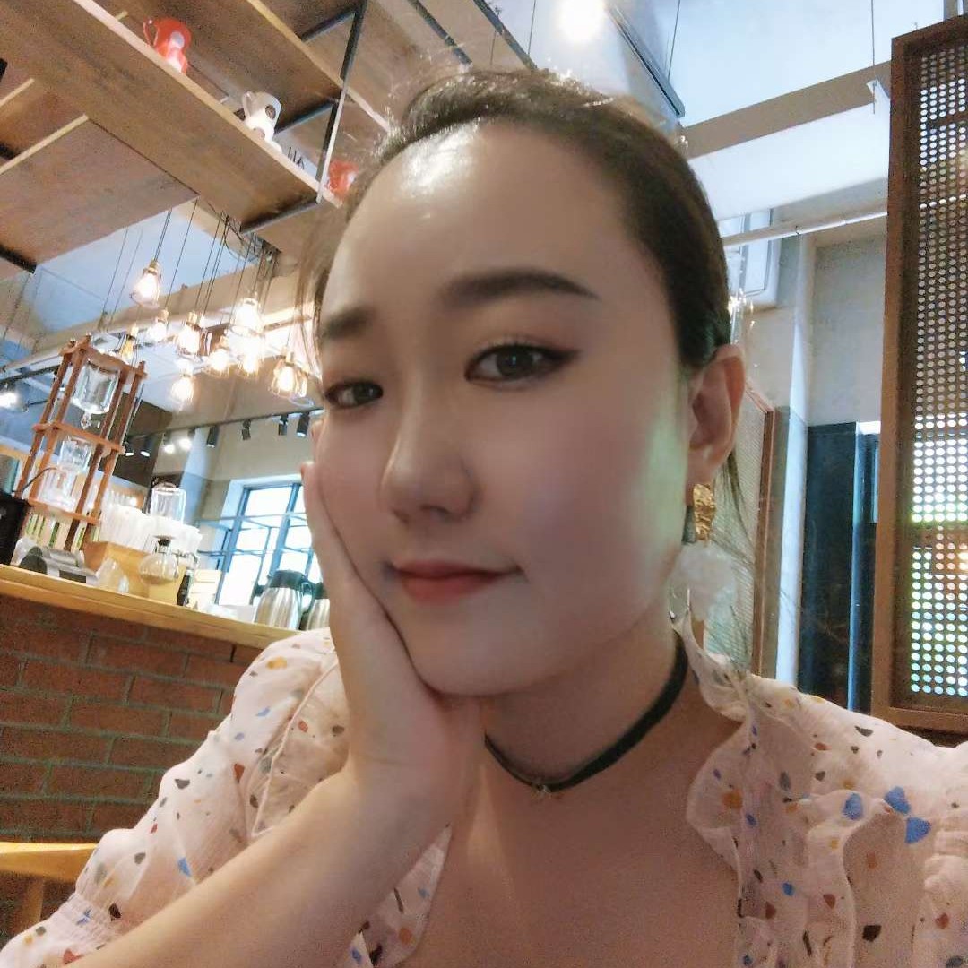 昵红灯的照片