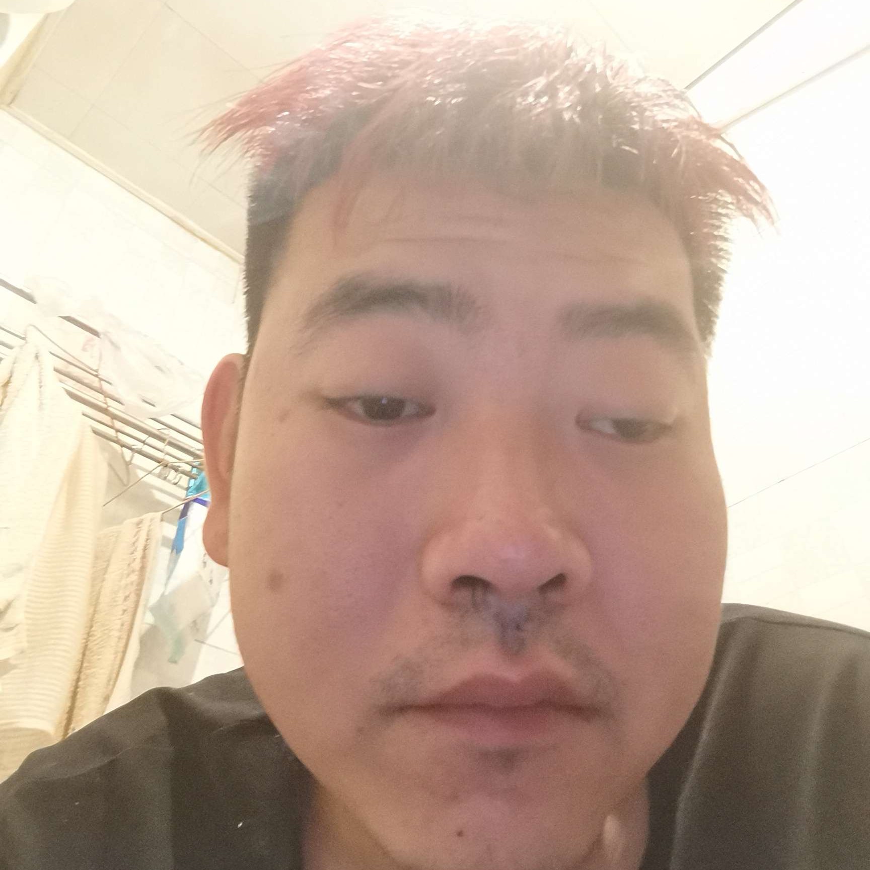 大山刻苦的照片