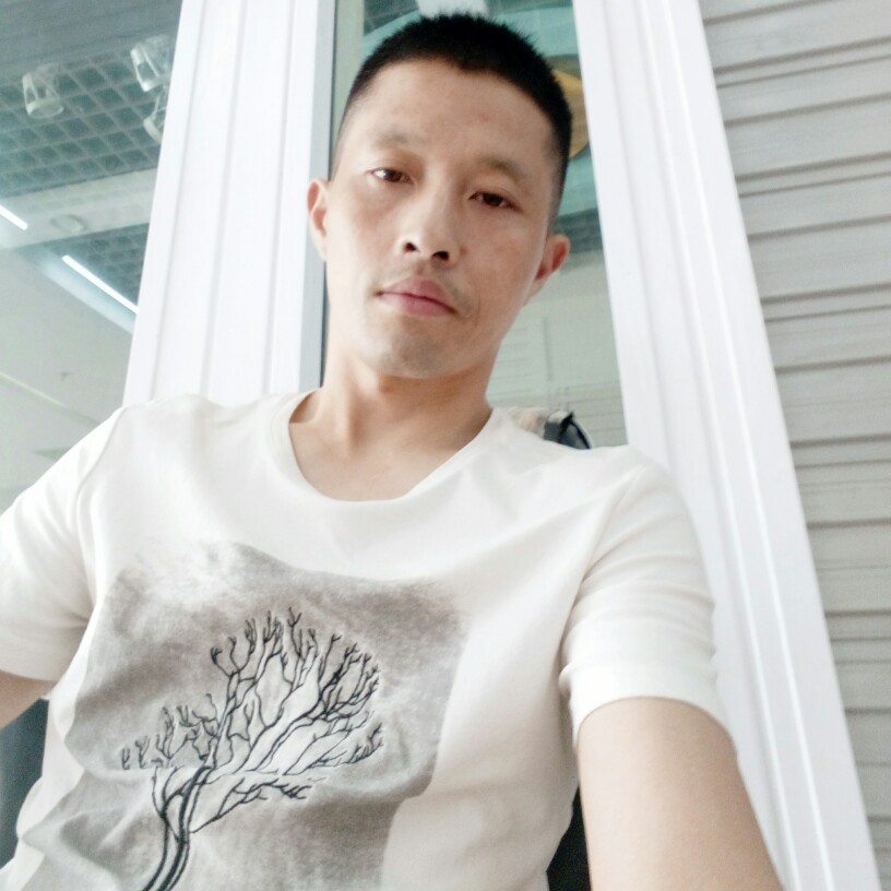 亲在那里的照片
