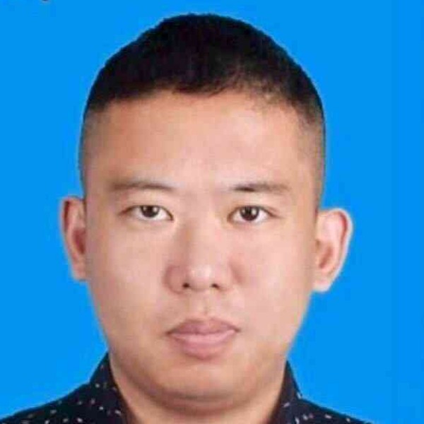 丁胜涛的照片