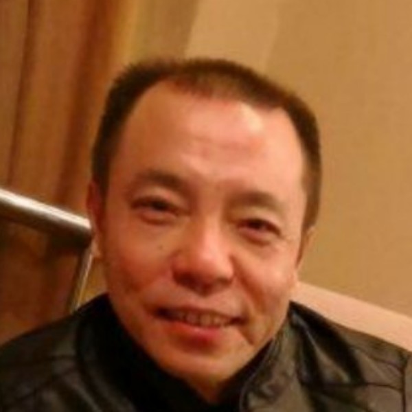 小懒虫强健的照片