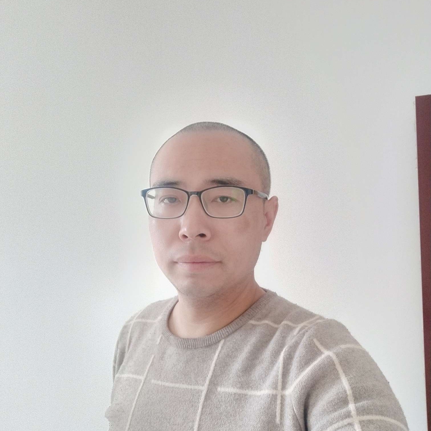 石头还贪玩的照片