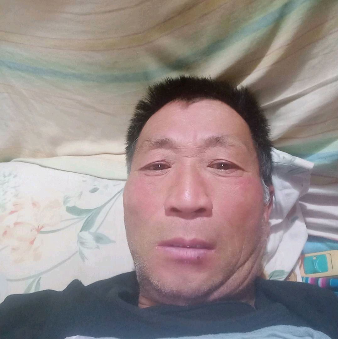 复杂挽手汽车的照片