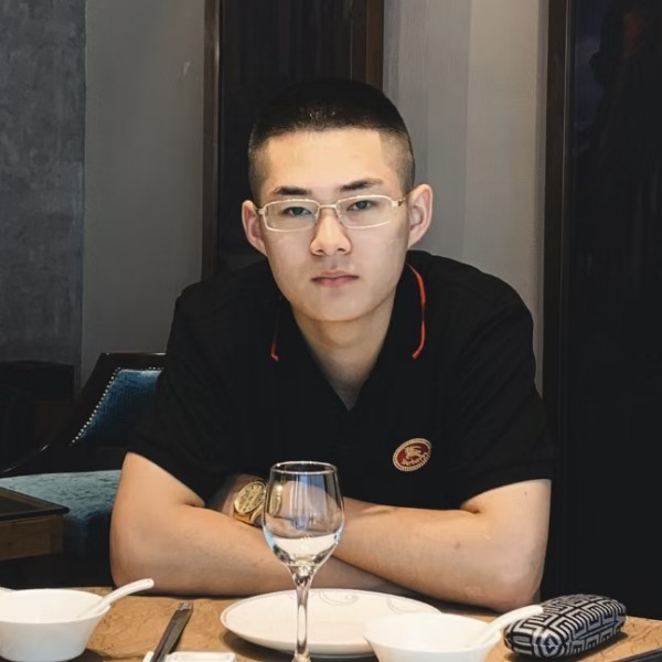 宝马向开心的照片