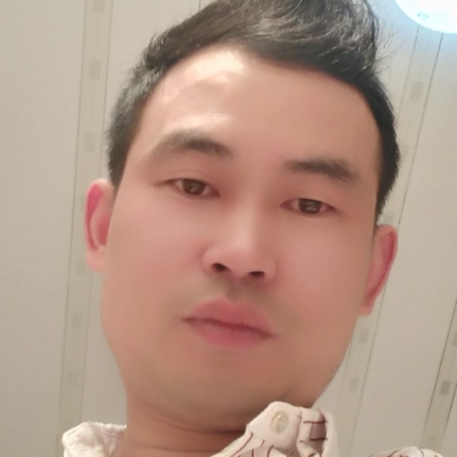 8o后、华的照片