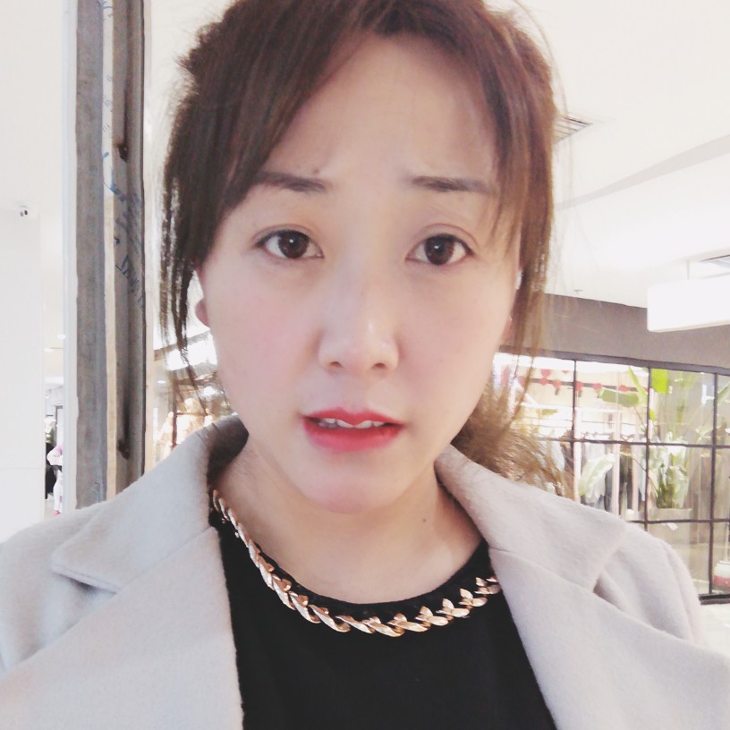 默寒的照片