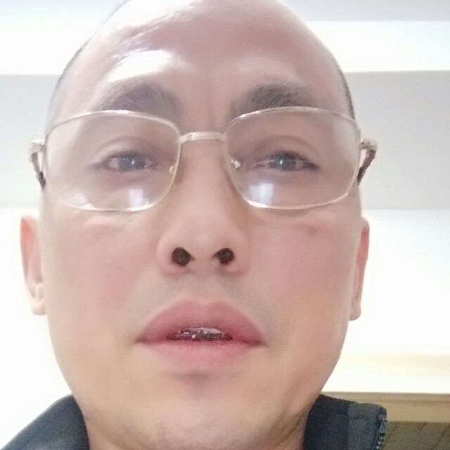 老迟到泪了尊云的照片