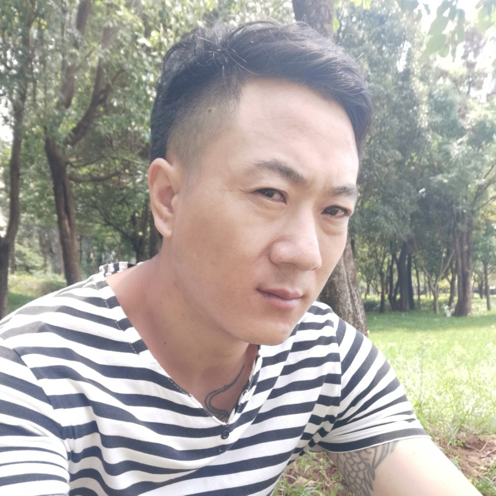 包容浅吻糖豆的照片
