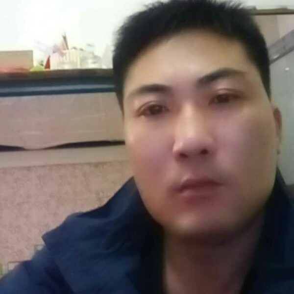 良军的照片