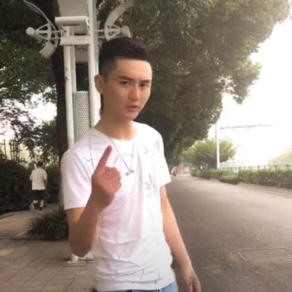 阿牛阿猫的照片