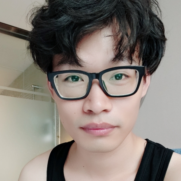 伊牧的照片