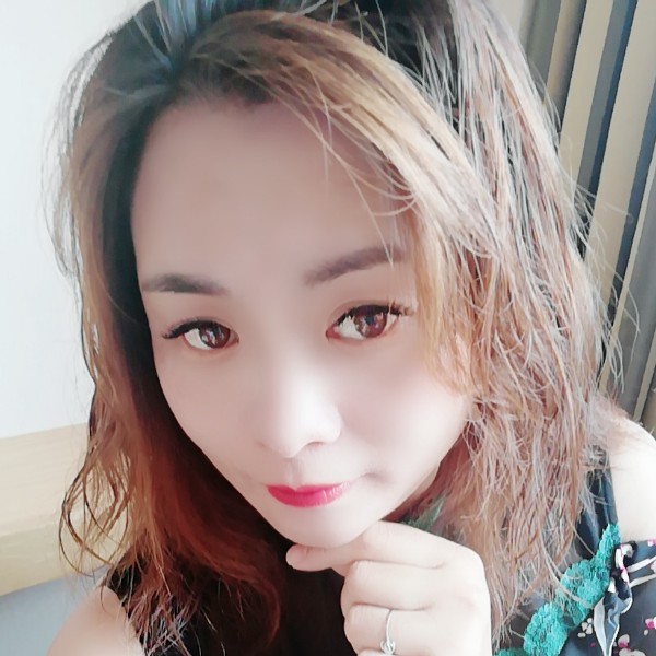 平梦鸿的照片