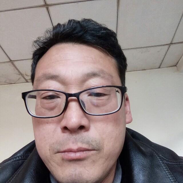 体贴愿蝶舞的照片