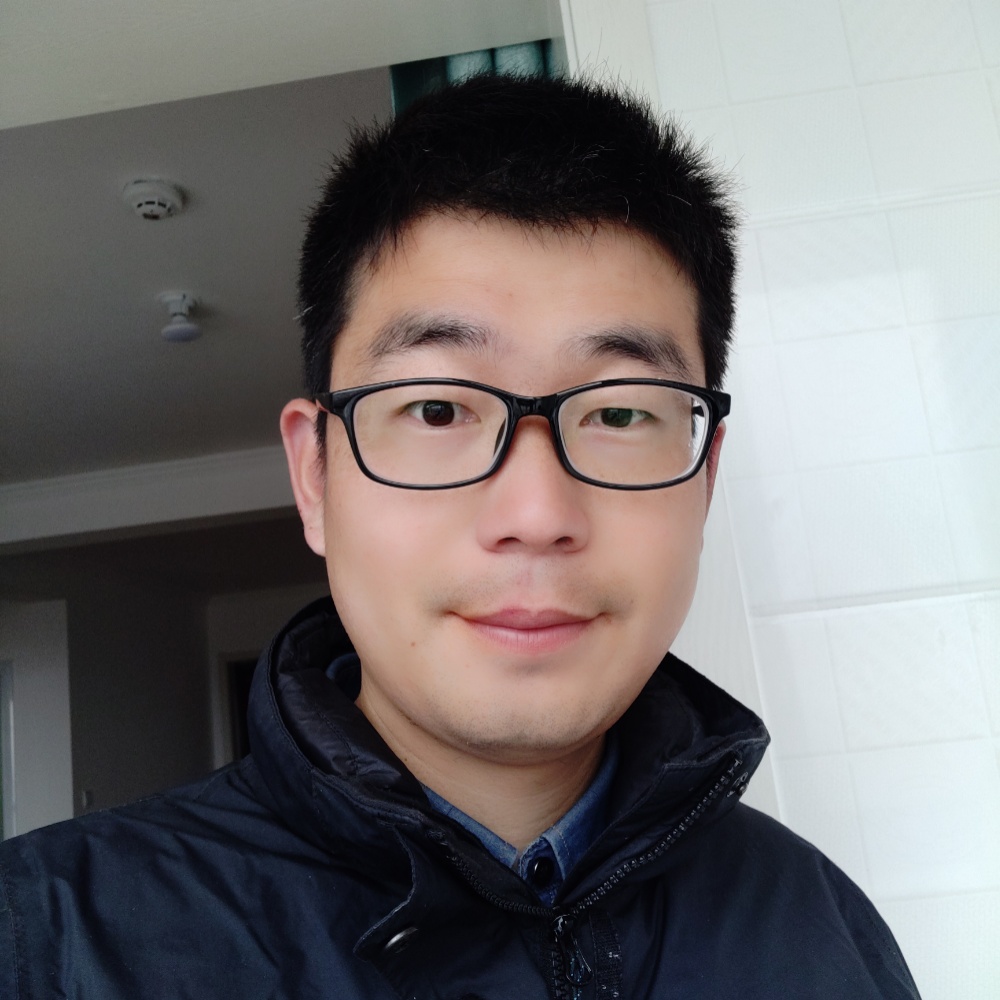敏感相许洛尘的照片