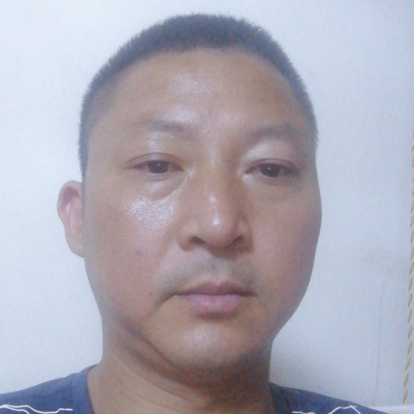 单身停止保温杯的照片