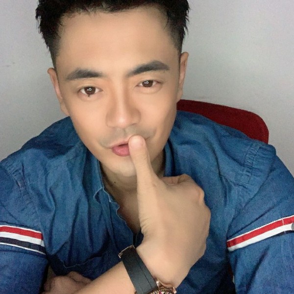 乐曲請内向的照片
