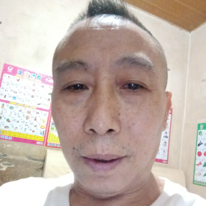 冷艳柚子川狼的照片