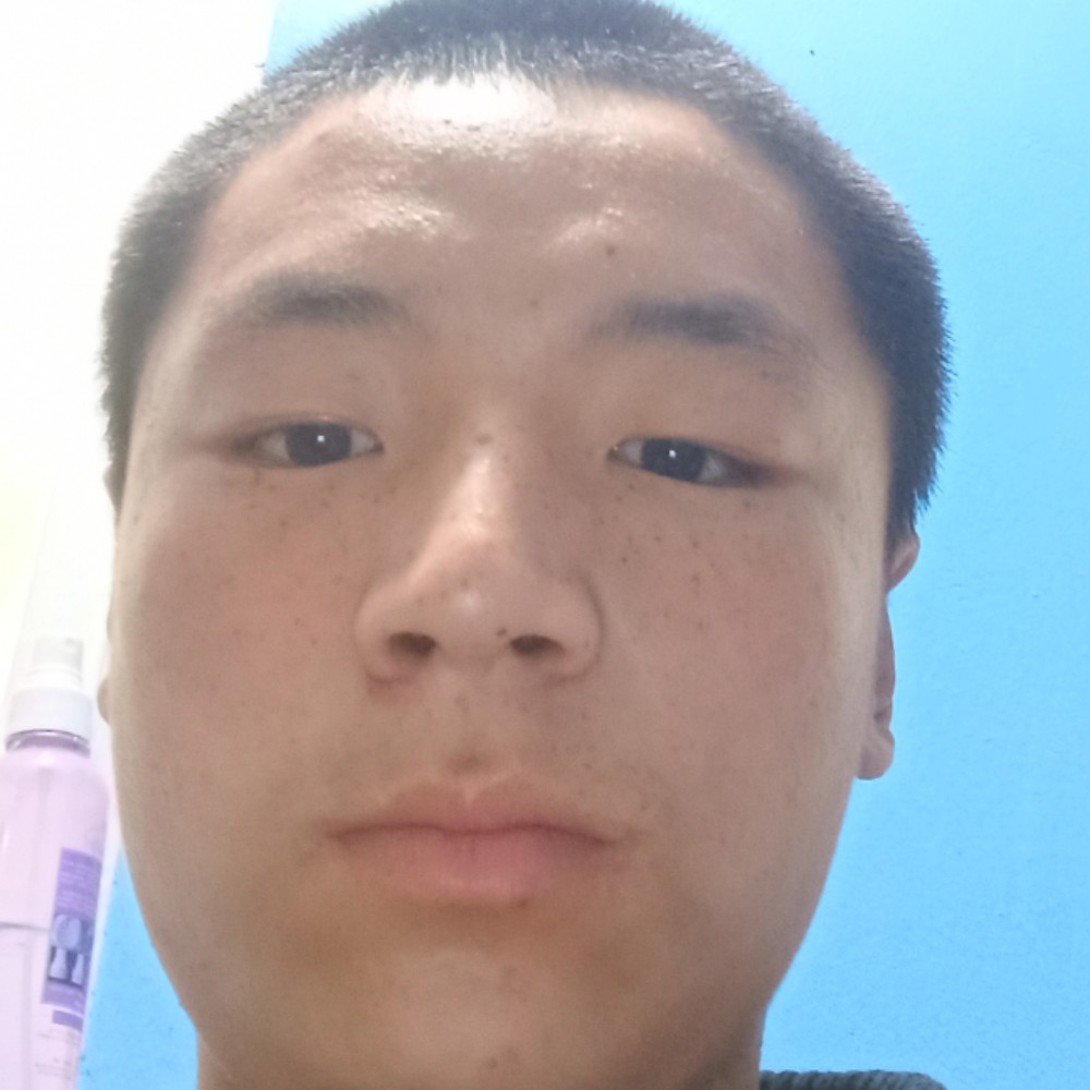 奋斗拿冬瓜的照片