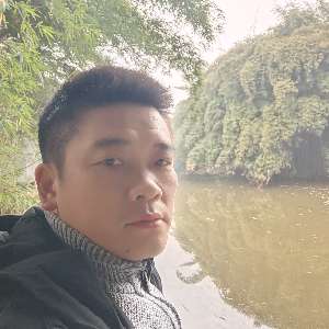 中毅的照片