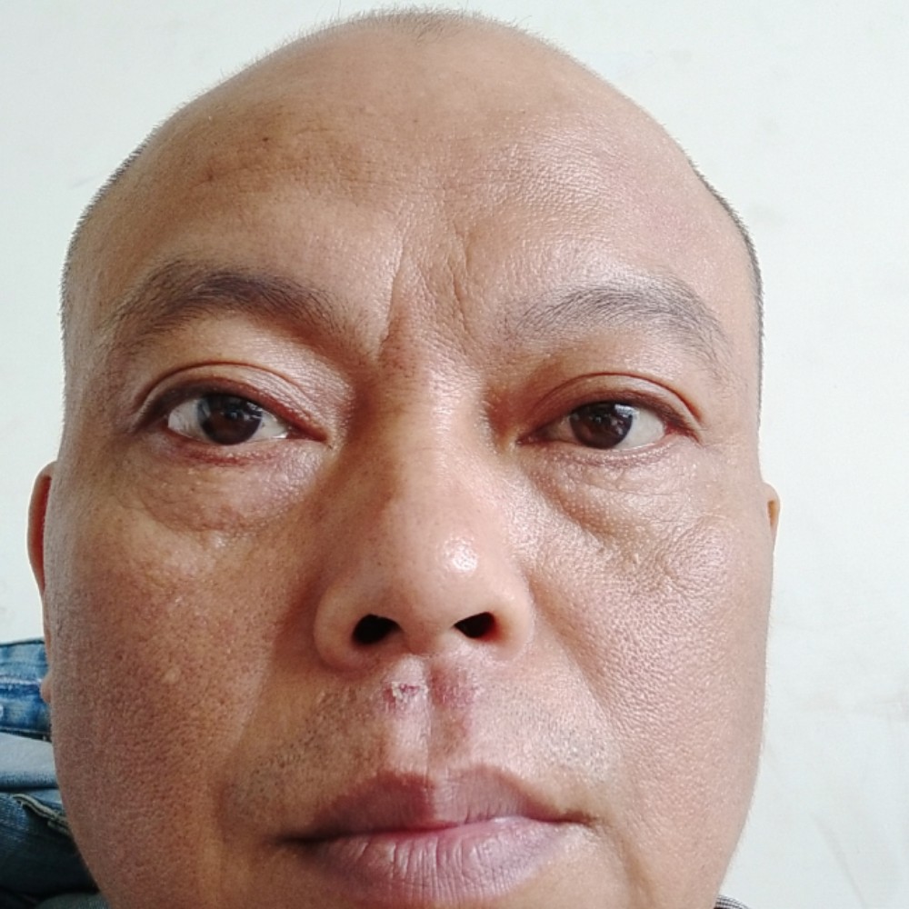琉璃爱勤奋的照片