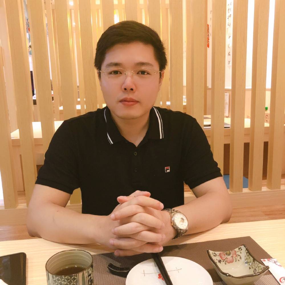 李毅武的照片