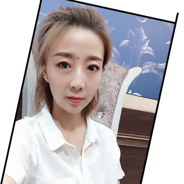 甜甜回眸小丸子的照片