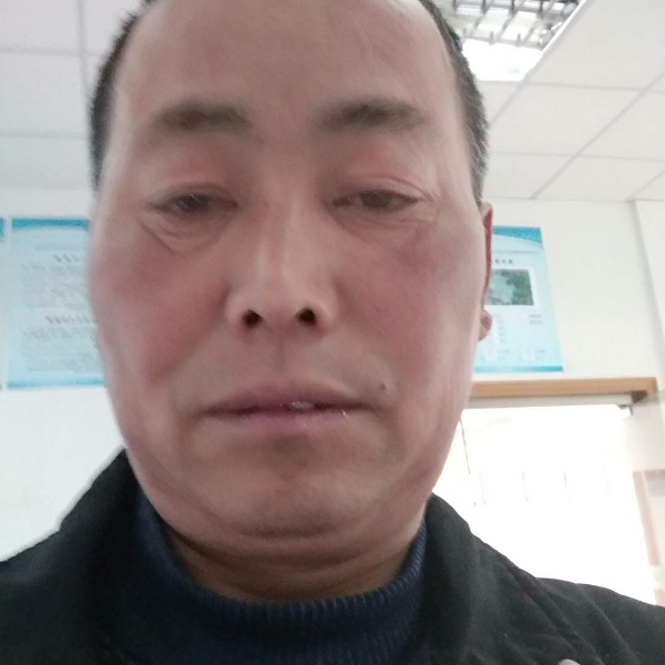 隐读书生的照片