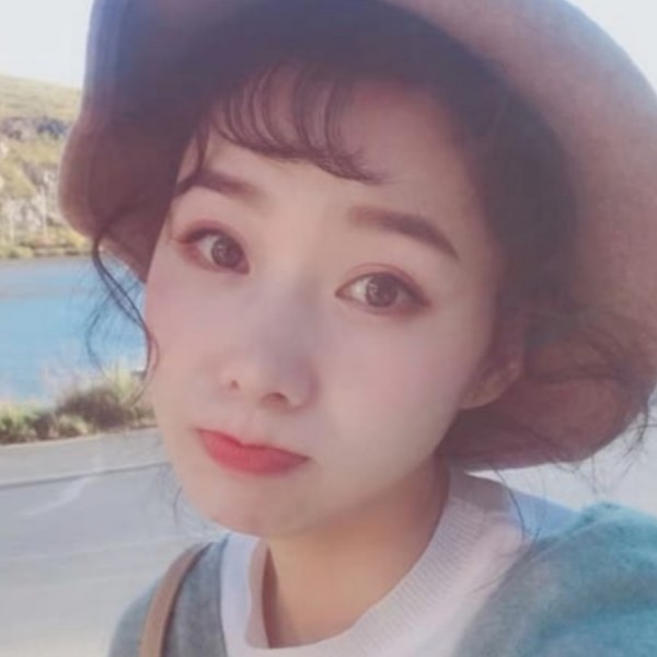 夏之柒的照片